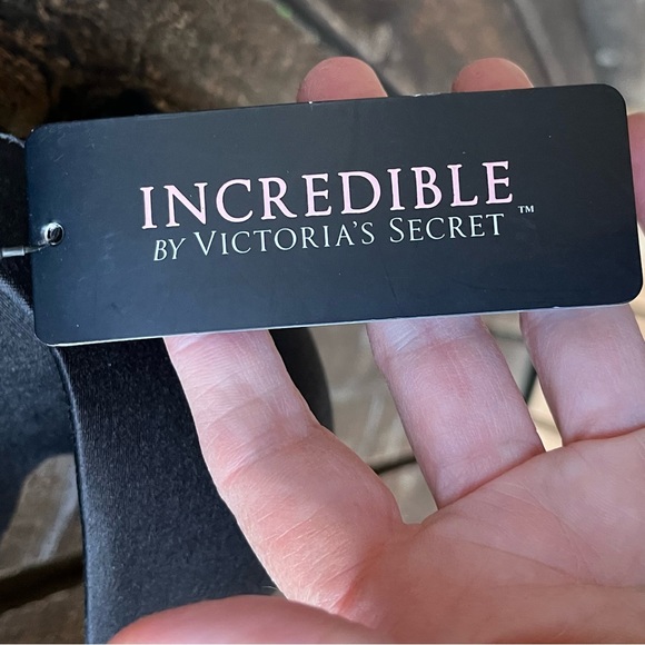 Victoria’s Secret Incredible Demi Lined Bra NWT In Black Sz 34C - Picture 5 of 14